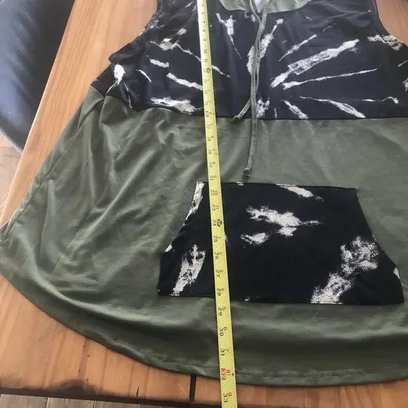 Lularoe 3XL Brittany Hoodie Sleeveless Pullover Geometric Army Green - Picture 7 of 7